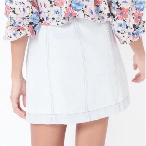 Veronica Beard Aron Braided Button Front Miniskirt Denim Jean Skirt Light Wash - Picture 6 of 14